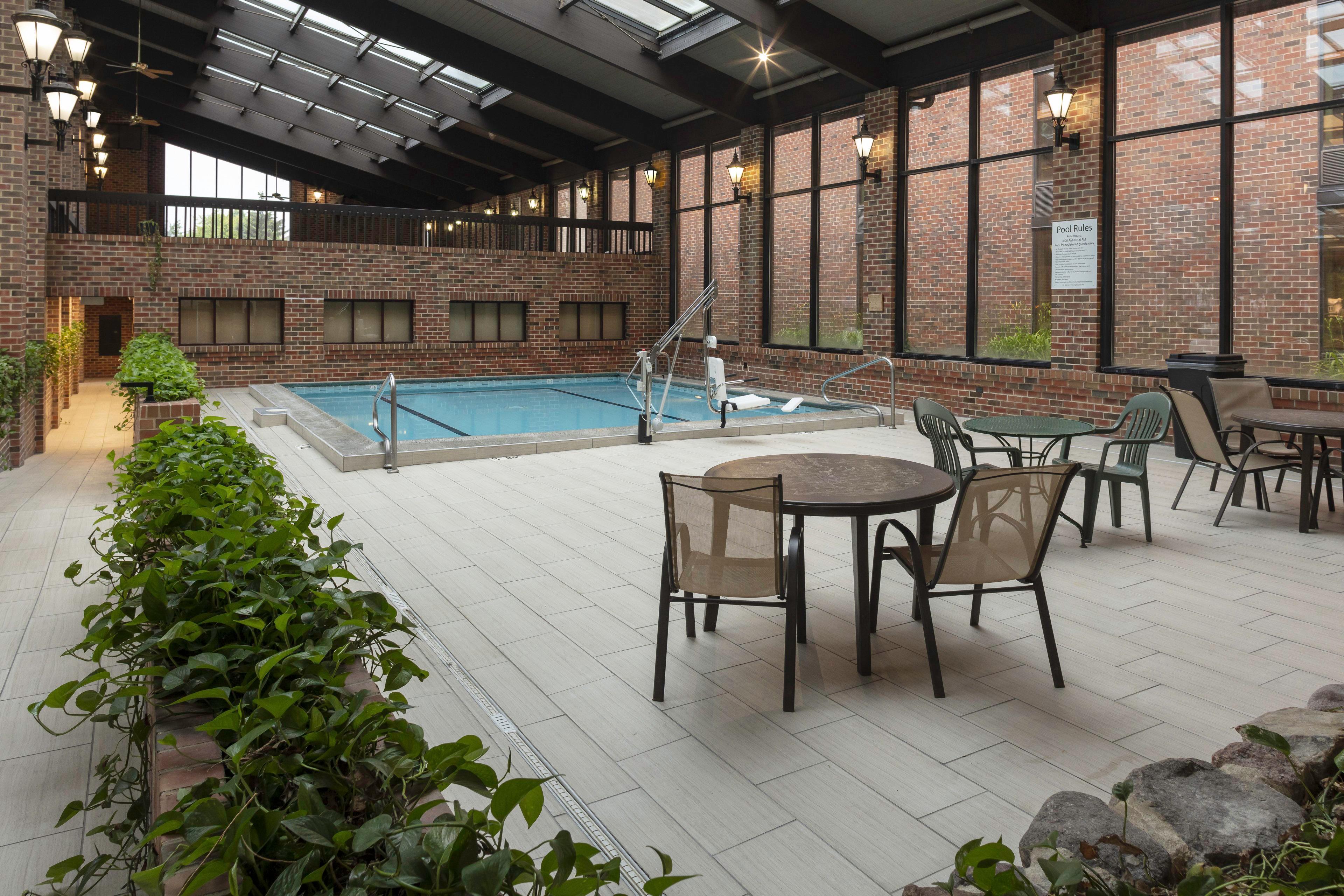 Holiday Inn Chicago Sw-Countryside Confctr By Ihg Exteriör bild